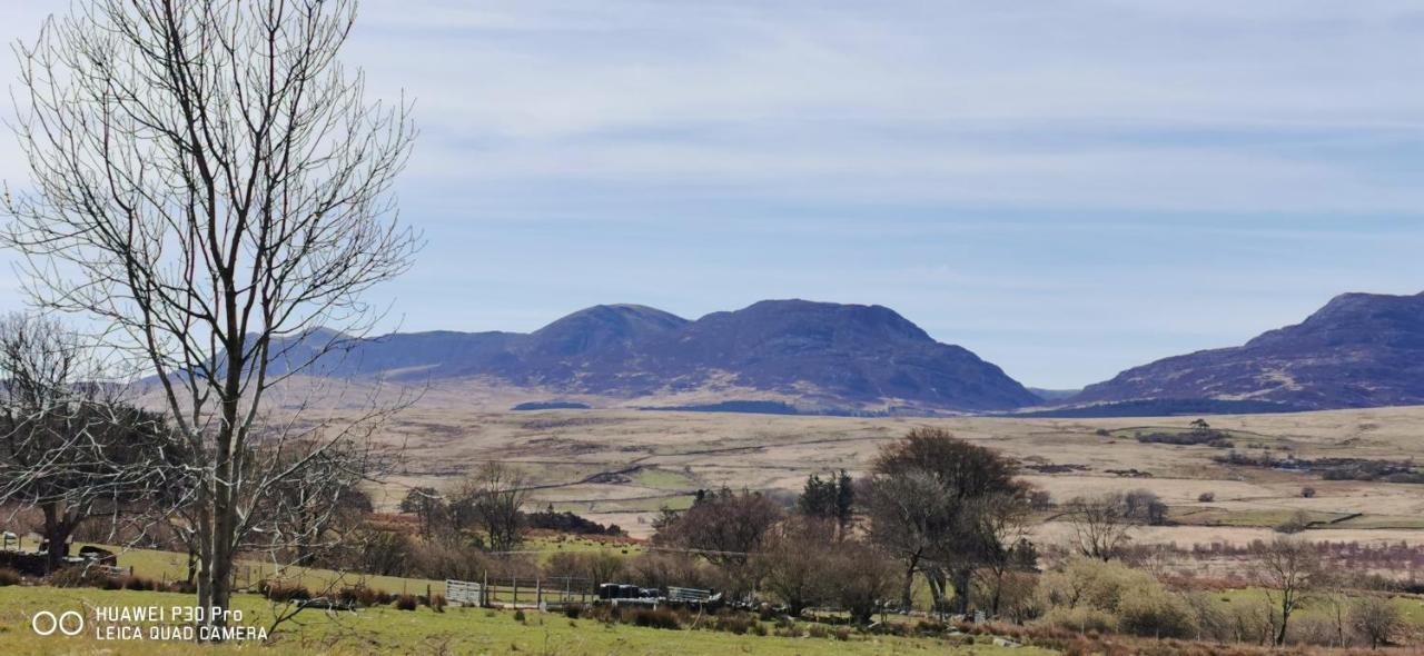 Snowdonia National Park Log Cabin With Garden Trawsfynydd Bagian luar foto